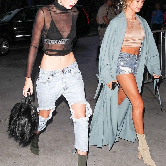 NWT YEEZY SEASON 4 - Never worn. White denim stretch ankle boot. Rare. Sold-out! - Picture 5 of 9